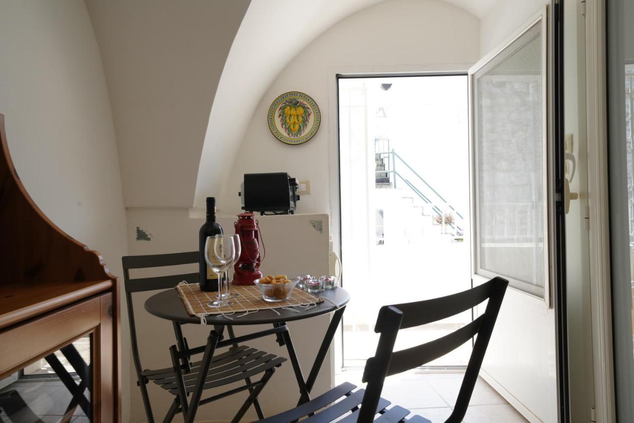 Casa Tea - Nel Cuore Della Citta' Bianca Ostuni Eksteriør bilde