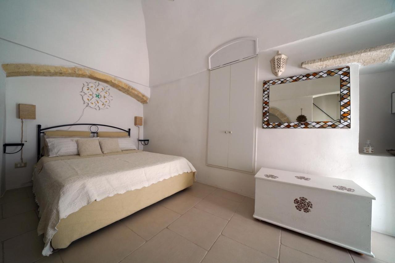 Casa Tea - Nel Cuore Della Citta' Bianca Ostuni Eksteriør bilde