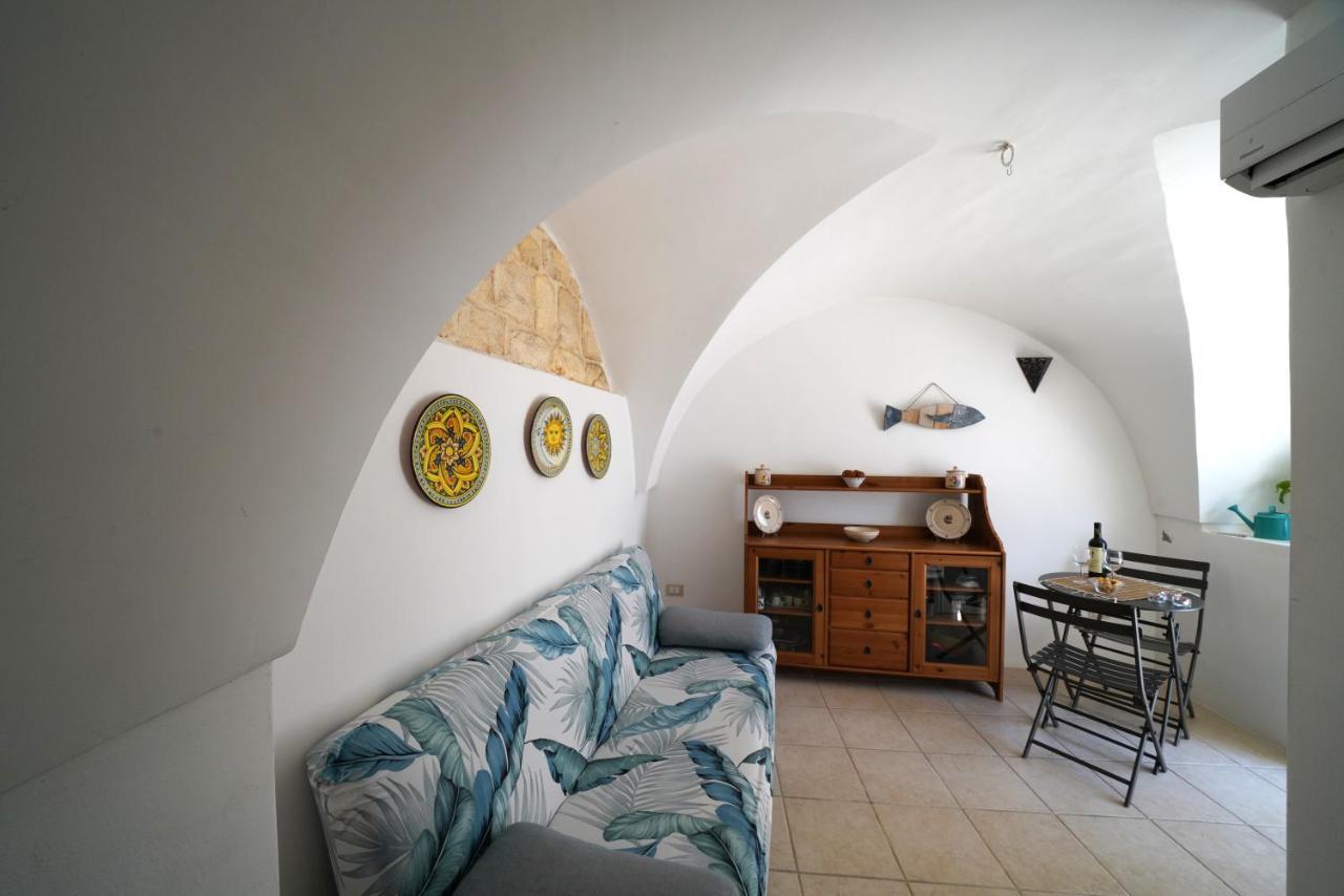 Casa Tea - Nel Cuore Della Citta' Bianca Ostuni Eksteriør bilde